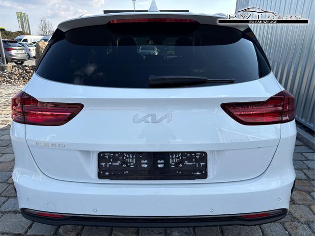 Kia / Ceed / Wei&szlig; / / / , Beispielbilder, ggf. teilweise mit Sonderausstattung