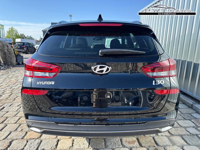 Hyundai / i30 Kombi / Schwarz / / / , Beispielbilder, ggf. teilweise mit Sonderausstattung