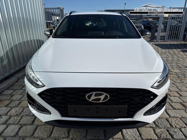 Hyundai / i30 Kombi / Wei&szlig; / / / , Beispielbilder, ggf. teilweise mit Sonderausstattung