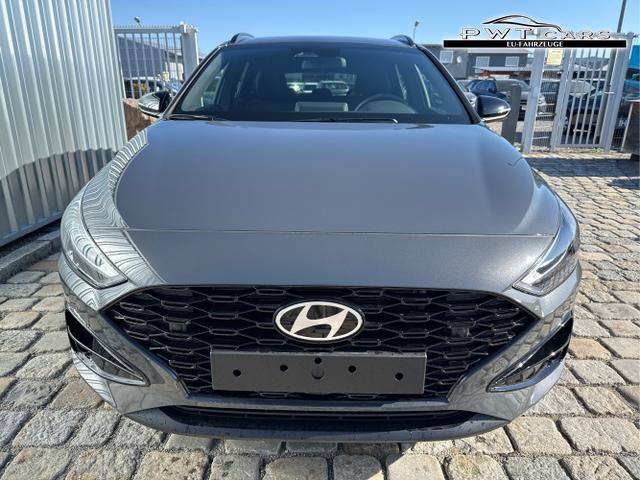 Hyundai / i30 Kombi / Grau / / / , Beispielbilder, ggf. teilweise mit Sonderausstattung