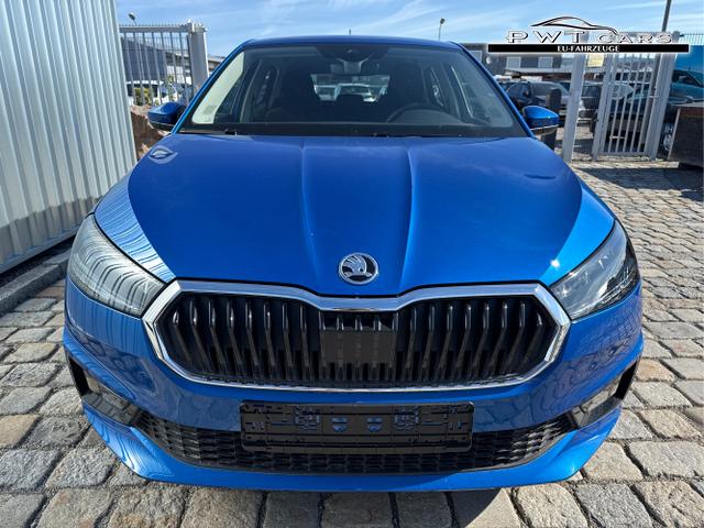 Skoda / Fabia / Blau / / / , Beispielbilder, ggf. teilweise mit Sonderausstattung