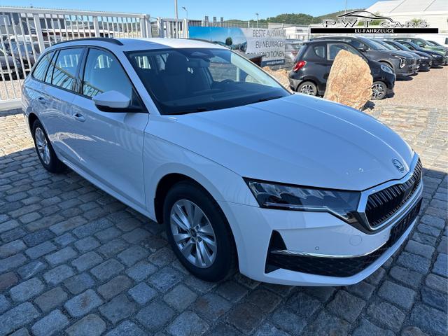 Skoda / Octavia Combi / Wei&szlig; / / / , Beispielbilder, ggf. teilweise mit Sonderausstattung
