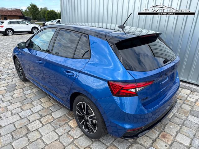 Skoda / Fabia / Blau / / / 