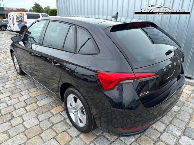 Skoda / Scala / Schwarz / / / 