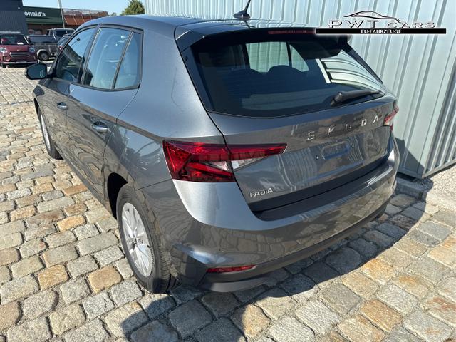 Skoda / Fabia / Grau / / / , Beispielbilder, ggf. teilweise mit Sonderausstattung