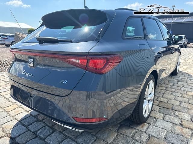 Seat / Leon Sportstourer / Grau / / / 