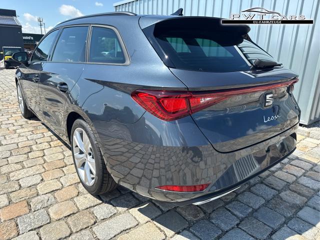 Seat / Leon Sportstourer / Grau / / / 