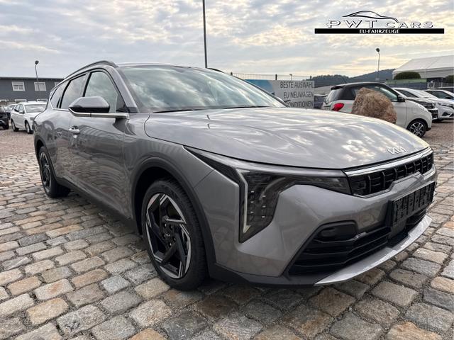 Kia / K4 Sportswagon / Silber / / / , Beispielbilder, ggf. teilweise mit Sonderausstattung