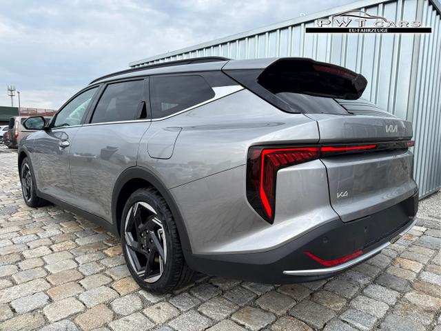 Kia / K4 Sportswagon / Silber / / / , Beispielbilder, ggf. teilweise mit Sonderausstattung