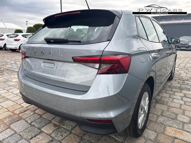 Skoda / Fabia / Grau / / / 130 Jahre 1.0 MPI 80 PS-Virtuelles Cockpit-AppleCarplay-Android-Auto-LED-Klima-Tempomat-R&uuml;ckfahrkamera-DAB-SHZ-15 Alu-sofort, Beispielbilder, ggf. teilweise mit Sonderausstattung
