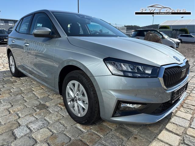 Skoda / Fabia / Silber / / / , Beispielbilder, ggf. teilweise mit Sonderausstattung