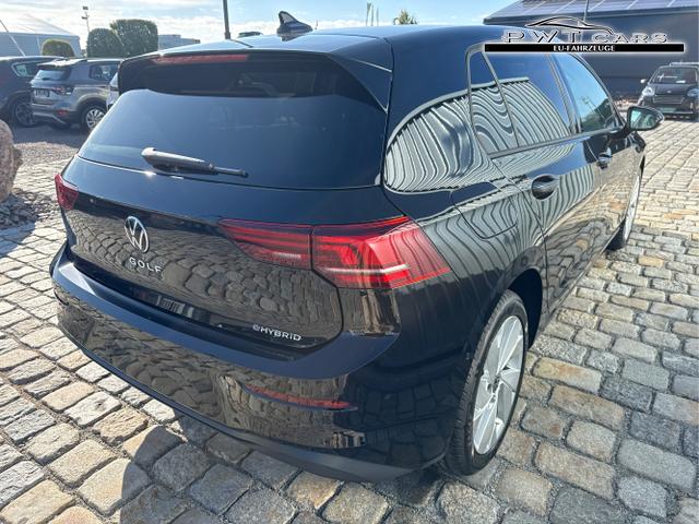 Volkswagen / Golf / Schwarz / / / VIII PRIME 1.5 TSI eHybrid PHEV 150 KW-Park Assist-R&uuml;ckfahrkamera-3 Zonen Climatronic-Wireless App Connect-Sofort, Beispielbilder, ggf. teilweise mit Sonderausstattung