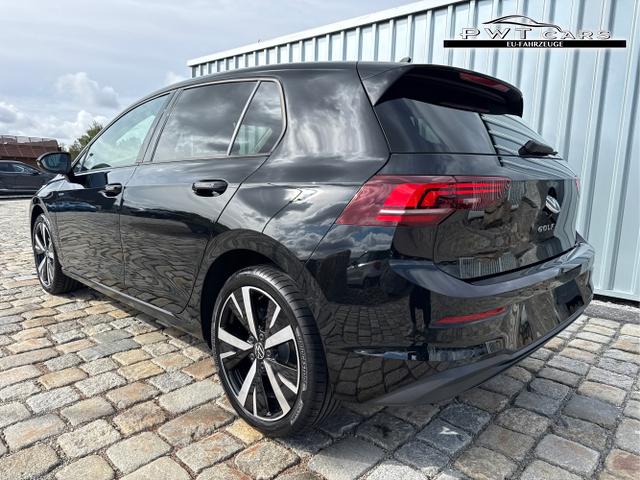 Volkswagen / Golf / Schwarz / / / 