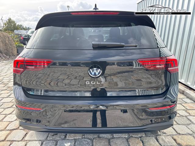 Volkswagen / Golf / Schwarz / / / 