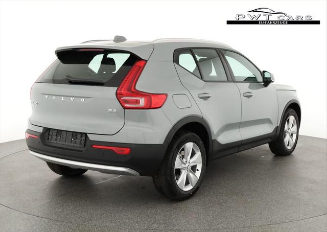 Volvo XC40 Core 2WD B3 Mild-Hybrid Core, Navi, LED, Winter, Kamera, el. Klappe 