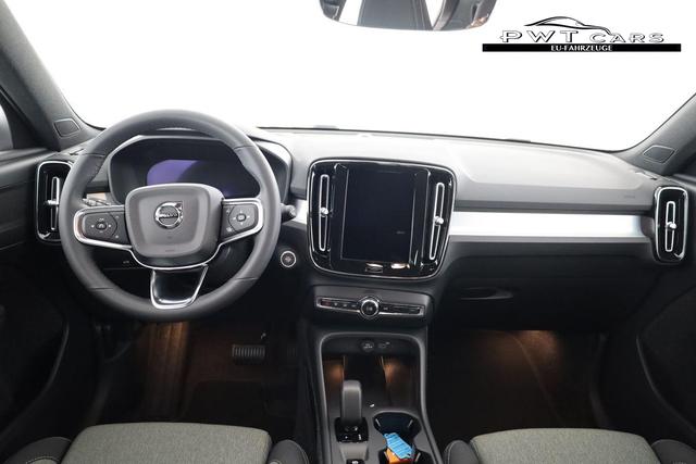 Volvo XC40 Core 2WD B3 Mild-Hybrid Core, Navi, LED, Winter, Kamera, el. Klappe 