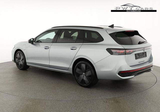 Volkswagen Passat Variant 1.5 TSI eHybrid 200 kW R-Line Black, Pano, AHK, AreaView, 19-Zoll 