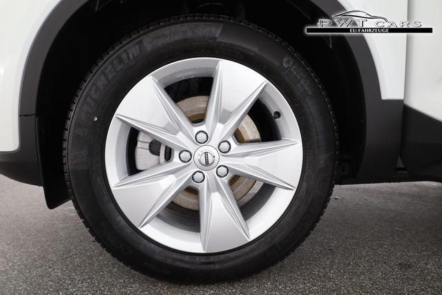 Volvo XC40 Core 2WD B3 Mild-Hybrid Core, AHK, Navi, LED, Winter, Kamera, el. Klappe 