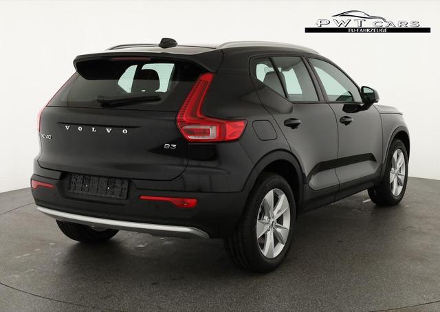 Volvo XC40 Core 2WD B3 Mild-Hybrid Core, Navi, LED, Winter, Kamera, el. Klappe 