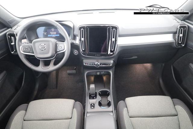 Volvo XC40 Core 2WD B3 Mild-Hybrid Core, Navi, LED, Winter, Kamera, el. Klappe 
