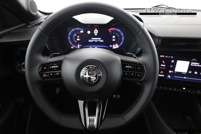 Alfa Romeo Junior Ibrida 1.2 VGT 48V-Hybrid (100kW) Speciale Speciale, 18-Zoll, Kamera, el. Klappe, Sitzheizung 