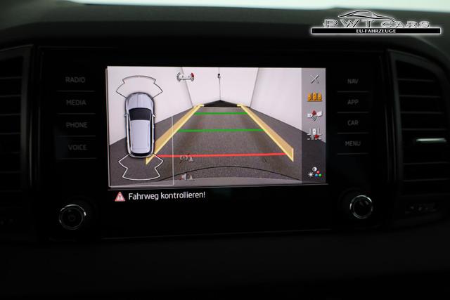 Skoda Karoq Sportline 4x4 2.0 TDI DSG Sportline, Pano, AHK, Matrix, Navi, 5-J. Garantie 