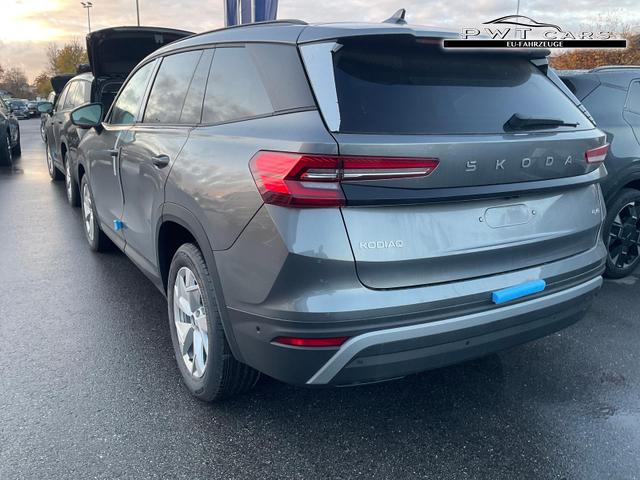 Skoda Kodiaq 2.0 TDI 142kW 4x4 Selection DSG Selection, AHK, Navi, Side, el. Klappe, AreaView, ParkAssist 