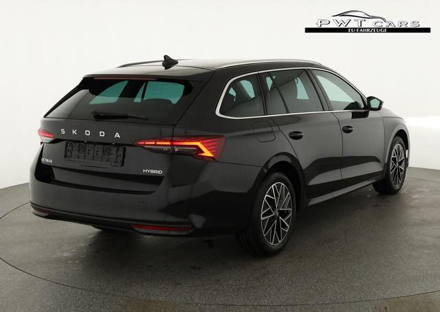 Skoda Octavia Combi 1.5 TSI mHEV 110 kW Selection DSG Selection, AHK, Side, el. Klappe, Kamera, Winter 