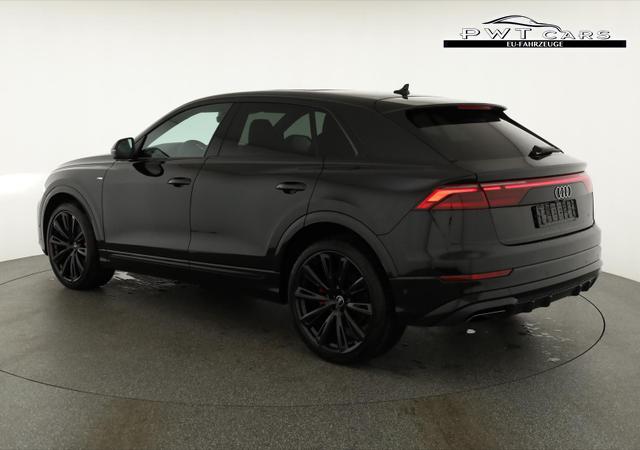 Audi Q8 50 TDI quattro qu S-LINE, Standheizung, HuD, Luft, Pano, B&O, 23-Zoll, AHK, Leder, AreaView, Optik schwarz 