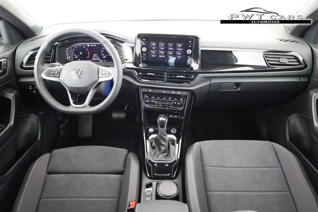 Volkswagen T-Roc Style 1.5 TSI DSG Black Style, AHK, IQ.Light, 19-Zoll, easyOpen, Navi 