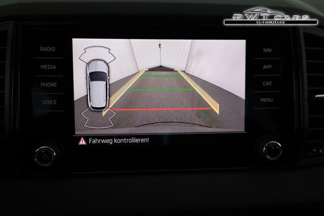 Skoda Karoq Selection 1.5 TSI DSG Selection, AHK, Navi, Kamera, el. Klappe, LED, Winter, sofort 