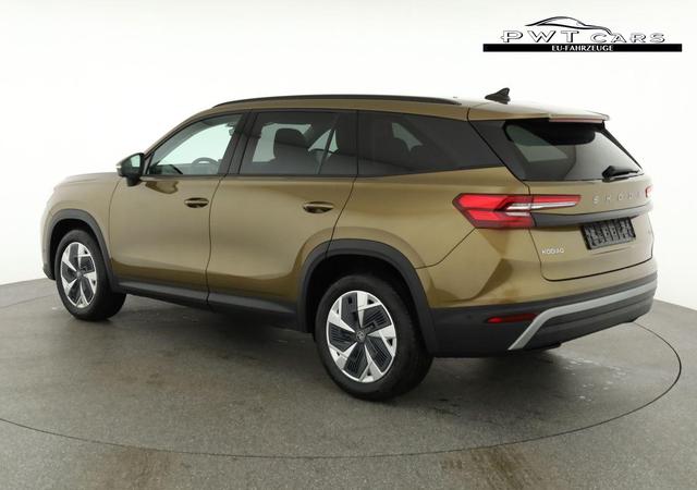 Skoda Kodiaq 2.0 TDI 142kW 4x4 Selection DSG Selection, 7-Sitzer, AHK, Navi, Side, el. Klappe, AreaView, ParkAssist 