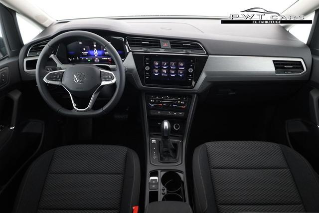 Volkswagen Touran Comfortline BMT/Start-Stopp 1.5 TSI DSG Comfortline, 7-Sitzer, AHK, Navi, Kamera, Side, Winter, 3 J.-Garantie 