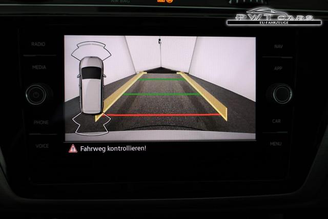 Volkswagen Touran Comfortline BMT/Start-Stopp 1.5 TSI DSG Comfortline, 7-Sitzer, AHK, Navi, Kamera, Side, Winter, 3 J.-Garantie 