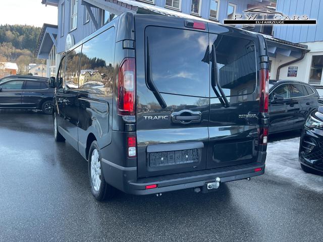 Renault Trafic Combi Grand Evolution dCi 170 AT, AHK, Navi, Side, LED, Winter, 17-Zoll 