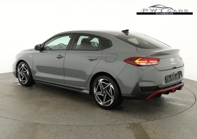Hyundai i30 N Line 1.5 T-GDI DCT Fastback N-LINE, Navi, 18-Zoll, Kamera, LED, Winter 