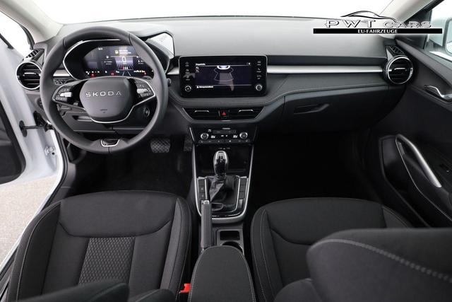 Skoda Fabia Selection 1.0 TSI DSG Selection, 15-Zoll schwarz, Winter, Ladeboden 