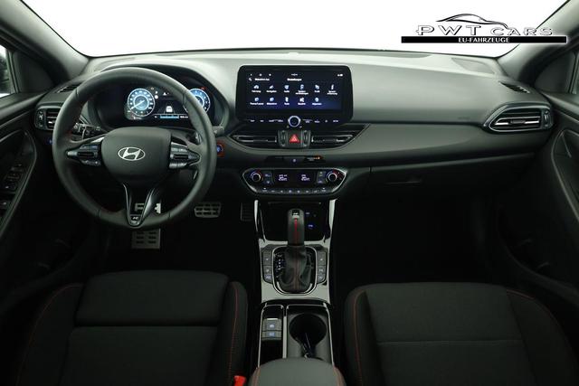 Hyundai i30 N Line 1.5 T-GDI DCT Fastback N-LINE, Navi, 18-Zoll, Kamera, LED, Winter 
