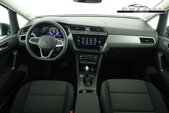 Volkswagen Touran Comfortline BMT/Start-Stopp 1.5 TSI DSG Comfortline, 7-Sitzer, AHK, Navi, Kamera, Side, Winter, 3 J.-Garantie 