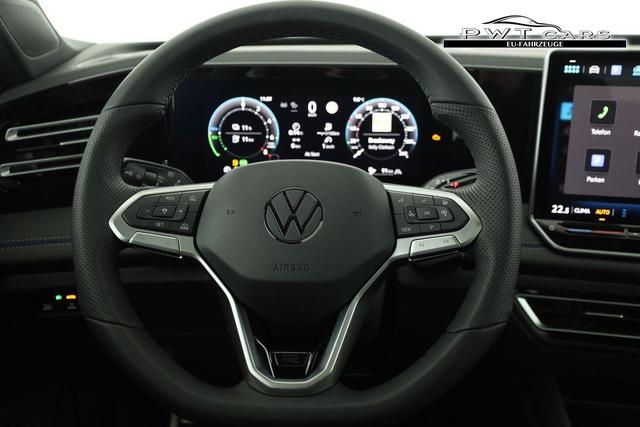 Volkswagen Tiguan 1.5 TSI eHybrid 200 kW R-Line Black, Pano, IQ.Light, 20-Zoll, AHK, AreaView, Leder Varenna 