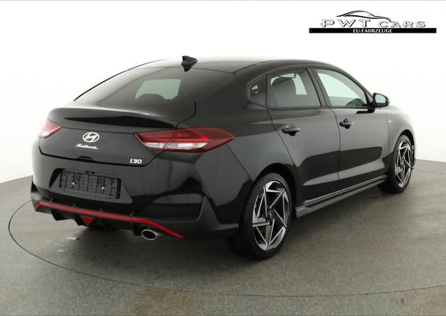 Hyundai i30 N Line 1.5 T-GDI DCT Fastback N-LINE, Navi, 18-Zoll, Kamera, LED, Winter 