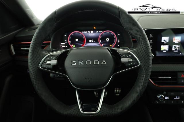 Skoda Kamiq Monte Carlo 1.5 TSI DSG Carlo, Pano, AHK, IQ.Light, Side, Kamera, Winter, 17-Zoll 