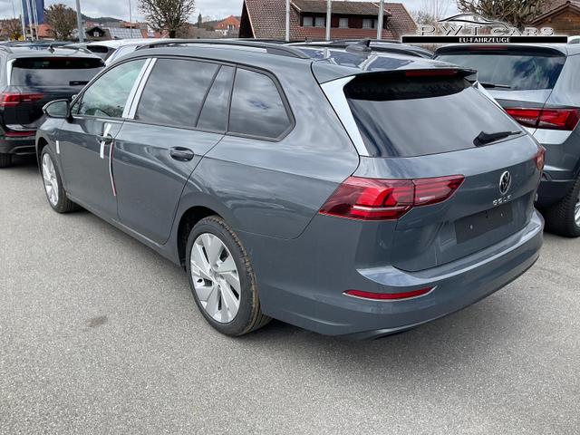 Volkswagen Golf 1.5 TSI 110 kW Life VIII Variant Life, AHK, easyOpen, Kamera, Winter, 3-J Garantie 