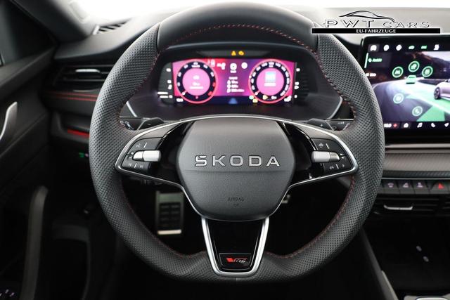 Skoda Octavia Combi 2.0 TSI 195 kW RS DSG, Pano, Standheizung, AHK, Navi, Matrix, Canton, Side, Winter, 5 J.-Garantie 