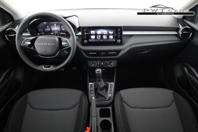 Skoda Fabia Selection 1.0 TSI Selection, AHK, Tempomat, Ladeboden, Park, Winterpaket, SmartLink, 4-J Garantie 