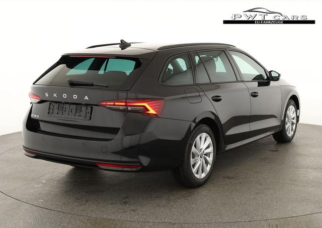 Skoda Octavia Combi 1.5 TSI 110 kW Selection Selection, LED, Side, ACC, Kamera, Winter, 17-Zoll 