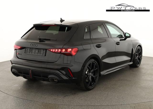 Audi RS3 Sportback 2.5 294 kW TFSI quattro quattro, SONOS, Matrix, Sportabgas, Side, 5 J.-Garantie 