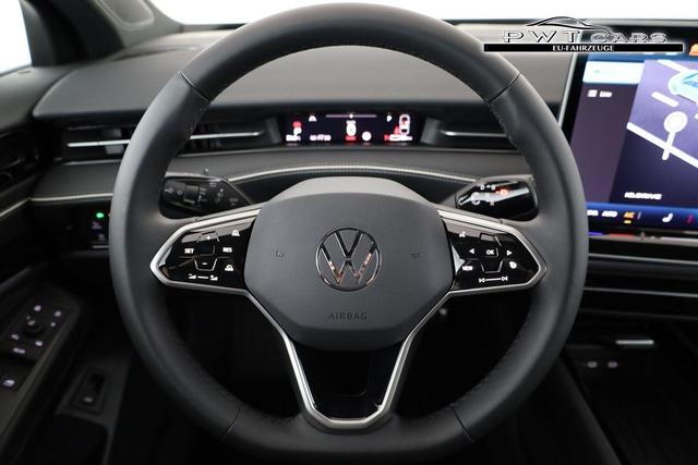 Volkswagen ID.7 Pro 210 kW Tourer Black, AHK, HuD, IQ.Light, IQ.Drive, AreaView, Side, Winter, 19-Zoll 