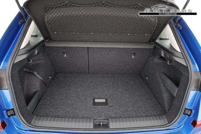 Skoda Kamiq Selection 1.5 TSI DSG Selection, LED, Kamera, Ladeboden, Winter, 16-Zoll 