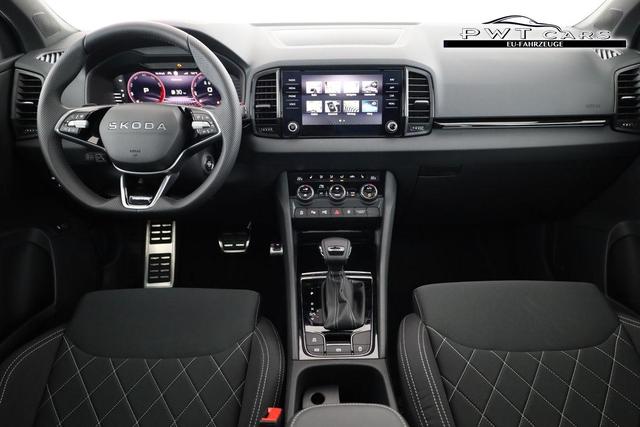 Skoda Karoq Sportline 1.5 TSI DSG Sportline, Pano, AHK, Navi, CANTON, Matrix, AreaView, Side, el. Klappe, FS-beheizbar, 5 J.-Garantie 